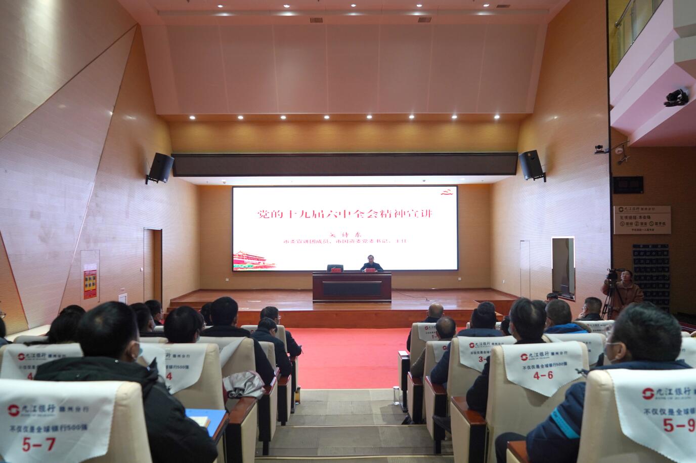 1640931046165672.jpg 1640931046165672.jpg